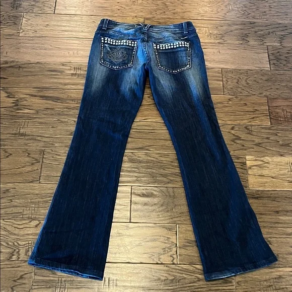 Miss Me Rivet Studded Pockets Low Rise Bootcut Size 28 - Picture 1 of 16
